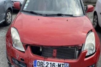 Poignee porte avant droit SUZUKI SWIFT 3