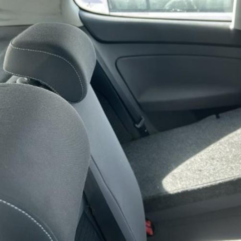 Serrure avant droit VOLKSWAGEN GOLF 5 Photo n°14