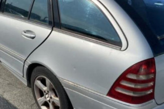 Serrure avant droit MERCEDES CLASSE C 203