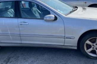 Serrure avant droit MERCEDES CLASSE C 203
