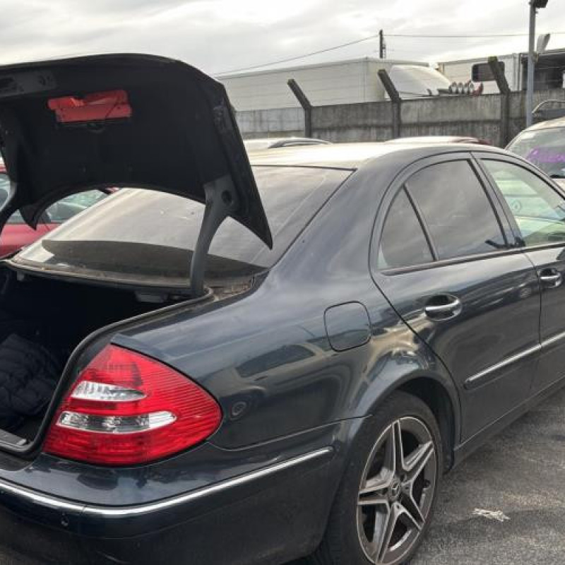 Serrure avant droit MERCEDES CLASSE E 211 Photo n°7