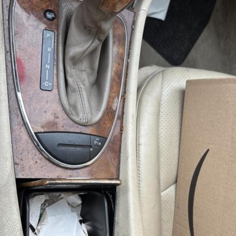 Serrure avant droit MERCEDES CLASSE E 211 Photo n°19
