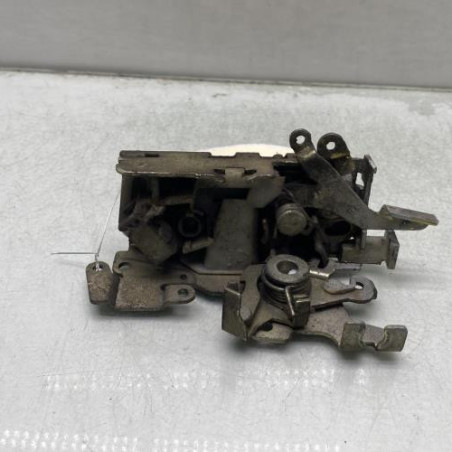 Serrure avant droit MERCEDES VITO 638