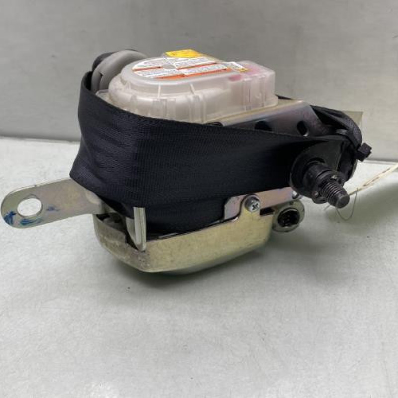 Pretensionneur de ceinture avant droit SUZUKI SWIFT 3 Photo n°1