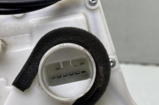 Serrure avant droit SUZUKI SWIFT 3