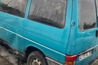 Serrure avant droit VOLKSWAGEN TRANSPORTER 4