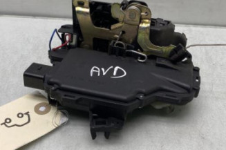 Serrure avant droit VOLKSWAGEN LUPO