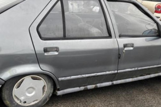 Serrure avant droit RENAULT R19