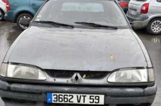 Serrure avant droit RENAULT R19