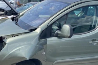 Serrure avant droit PEUGEOT PARTNER 2