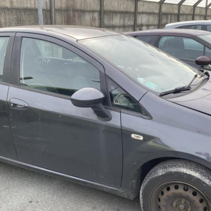 Serrure arriere droit FIAT GRANDE PUNTO Photo n°19