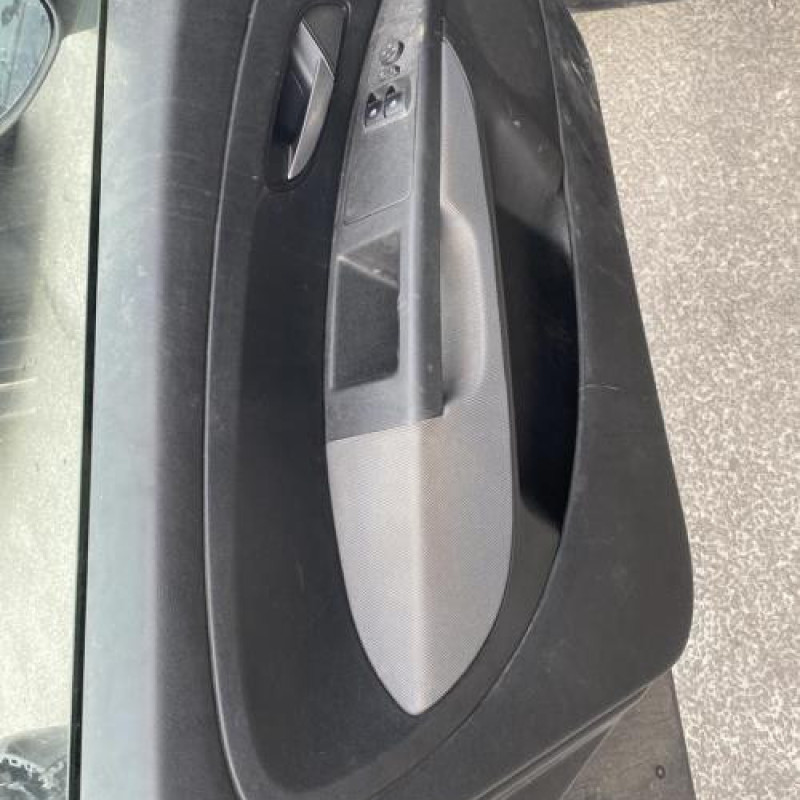 Serrure arriere droit FIAT GRANDE PUNTO Photo n°20