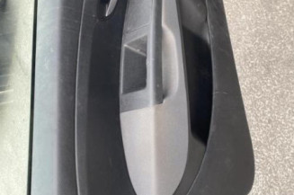 Serrure avant droit FIAT GRANDE PUNTO