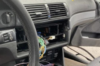 Serrure avant gauche BMW SERIE 5 E39
