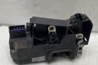 Serrure avant gauche OPEL CORSA C