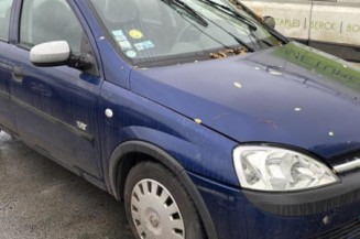 Serrure avant gauche OPEL CORSA C