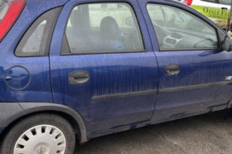 Serrure avant gauche OPEL CORSA C