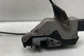 Serrure arriere gauche PEUGEOT 208 1