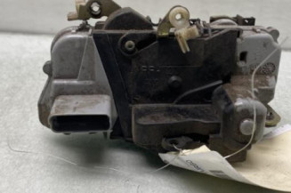 Serrure avant gauche PEUGEOT 307