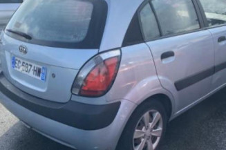 Serrure avant droit KIA RIO 2