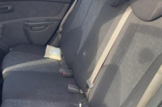 Serrure avant droit KIA RIO 2