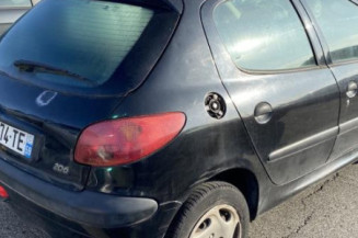 Serrure avant gauche PEUGEOT 206