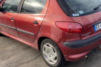 Serrure avant gauche PEUGEOT 206