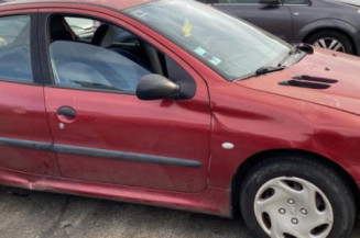 Serrure avant gauche PEUGEOT 206