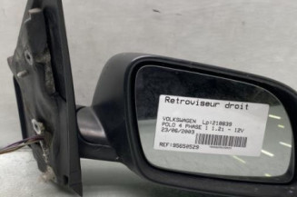 Retroviseur droit VOLKSWAGEN POLO 4 Photo n°1