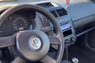 Retroviseur droit VOLKSWAGEN POLO 4