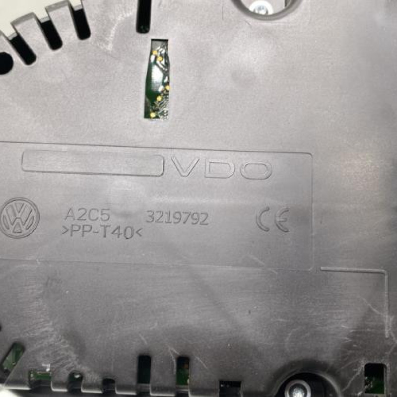 Compteur VOLKSWAGEN GOLF 6 Photo n°4