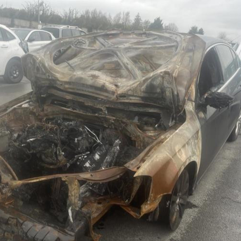 Renfort pare choc arriere (traverse) VOLKSWAGEN PASSAT 6 Photo n°10