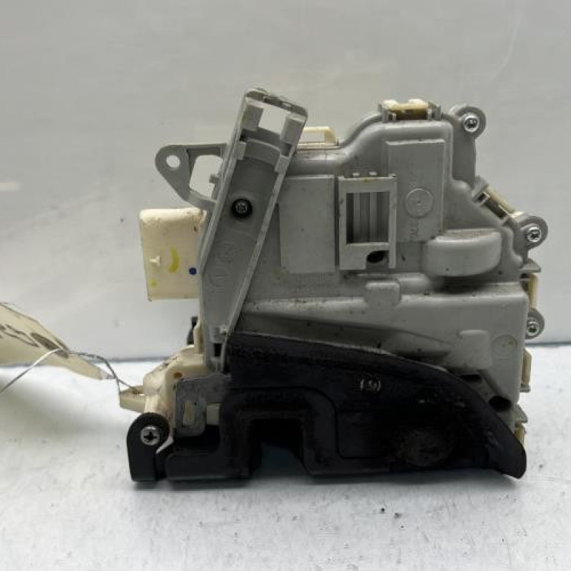 Serrure arriere droit SEAT LEON 2 Photo n°2