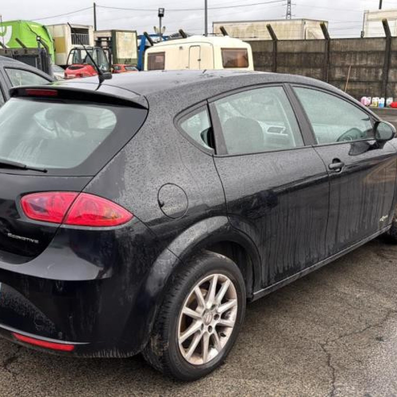 Serrure avant droit SEAT LEON 2 Photo n°8