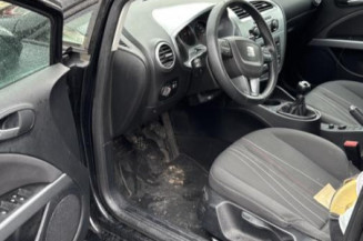 Serrure avant droit SEAT LEON 2