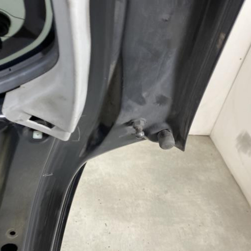 Malle/Hayon arriere HYUNDAI TUCSON 1 Photo n°8