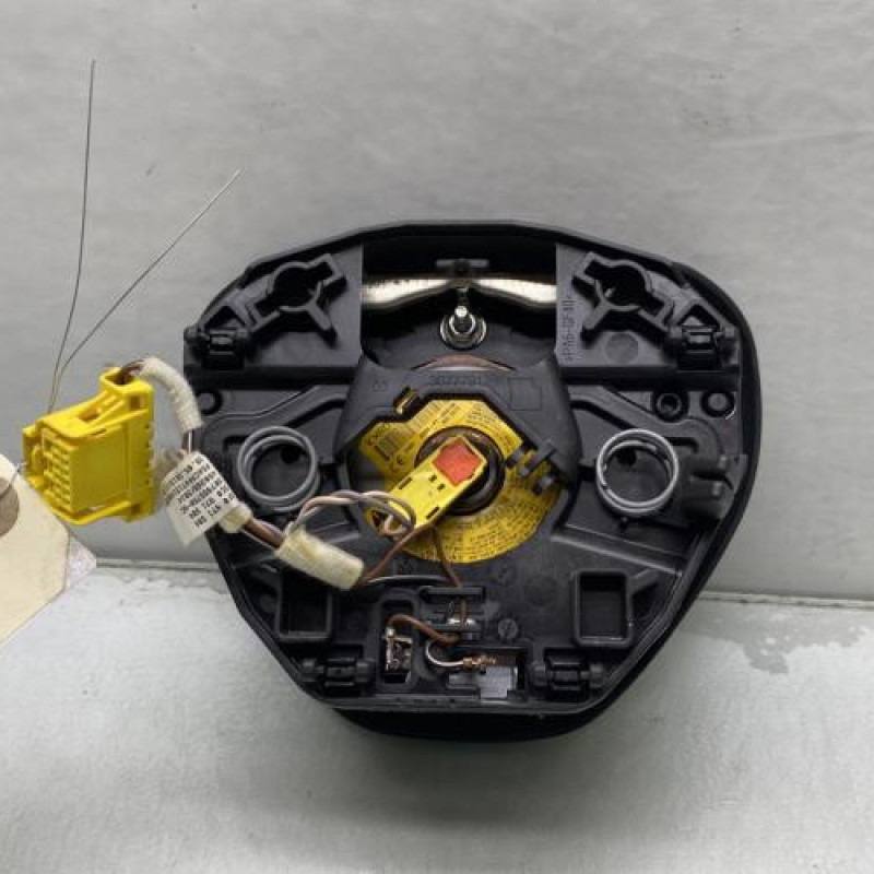 Air bag conducteur SKODA FABIA 2 Photo n°3