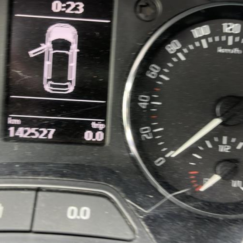 Air bag conducteur SKODA FABIA 2 Photo n°12