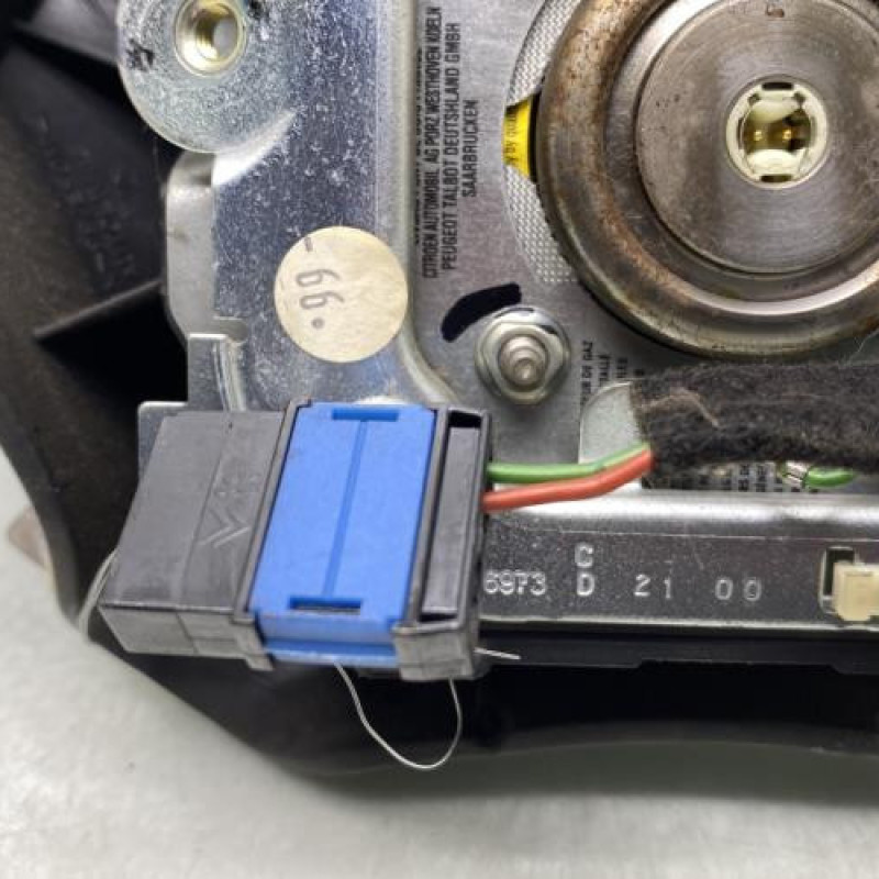 Air bag conducteur PEUGEOT 406 Photo n°3