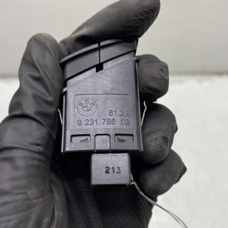 Bouton de warning BMW SERIE 3 F31 Photo n°4