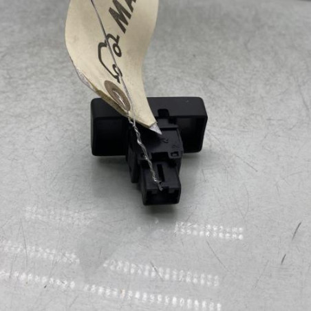 Bouton de warning NISSAN PIXO