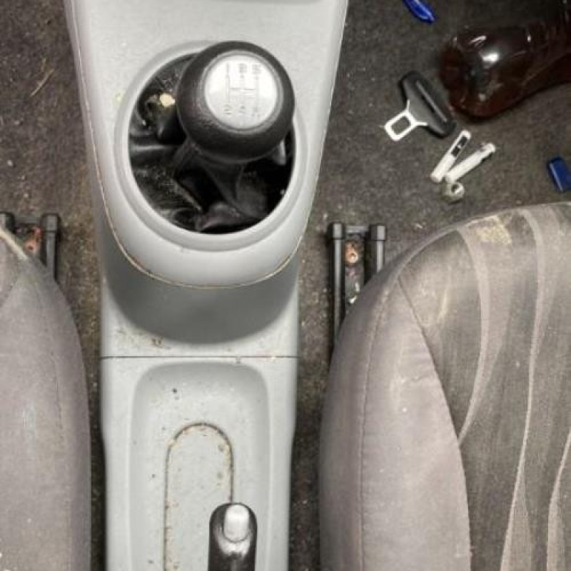 Bouton de warning NISSAN PIXO Photo n°19