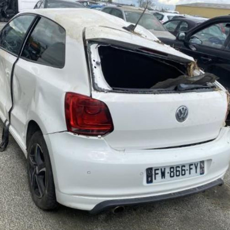 Bouton de coffre VOLKSWAGEN POLO 5 Photo n°14