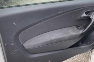 Bouton de coffre VOLKSWAGEN POLO 5