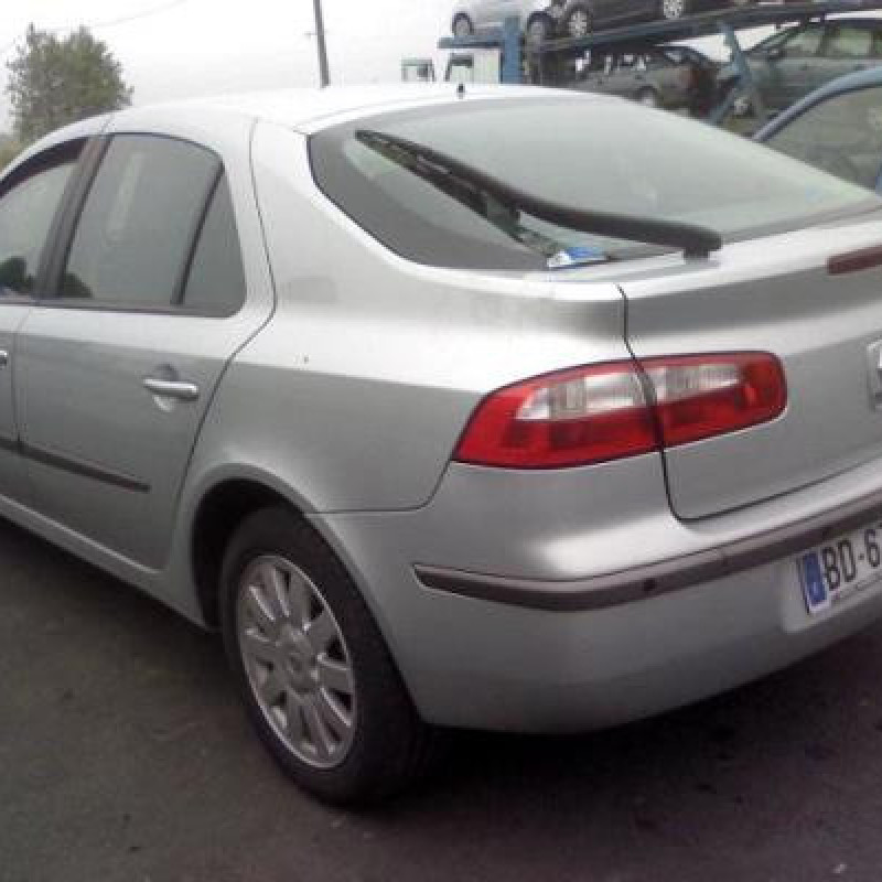 Feu arriere secondaire gauche (feux) RENAULT LAGUNA 2 Photo n°4