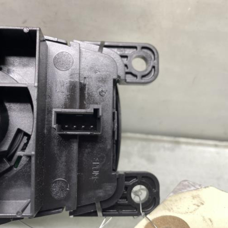 Commande GPS BMW SERIE 3 F31 Photo n°3