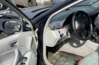 Bras essuie glace avant gauche MERCEDES CLASSE C 203