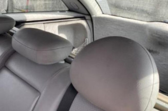 Bras essuie glace avant gauche MERCEDES CLASSE C 203