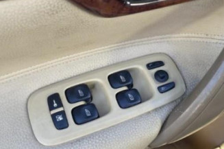 Bras essuie glace avant droit VOLVO V 70 1