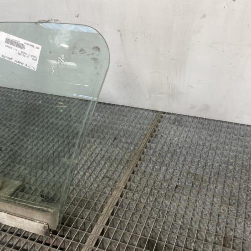 Vitre avant gauche OPEL CORSA C Photo n°5